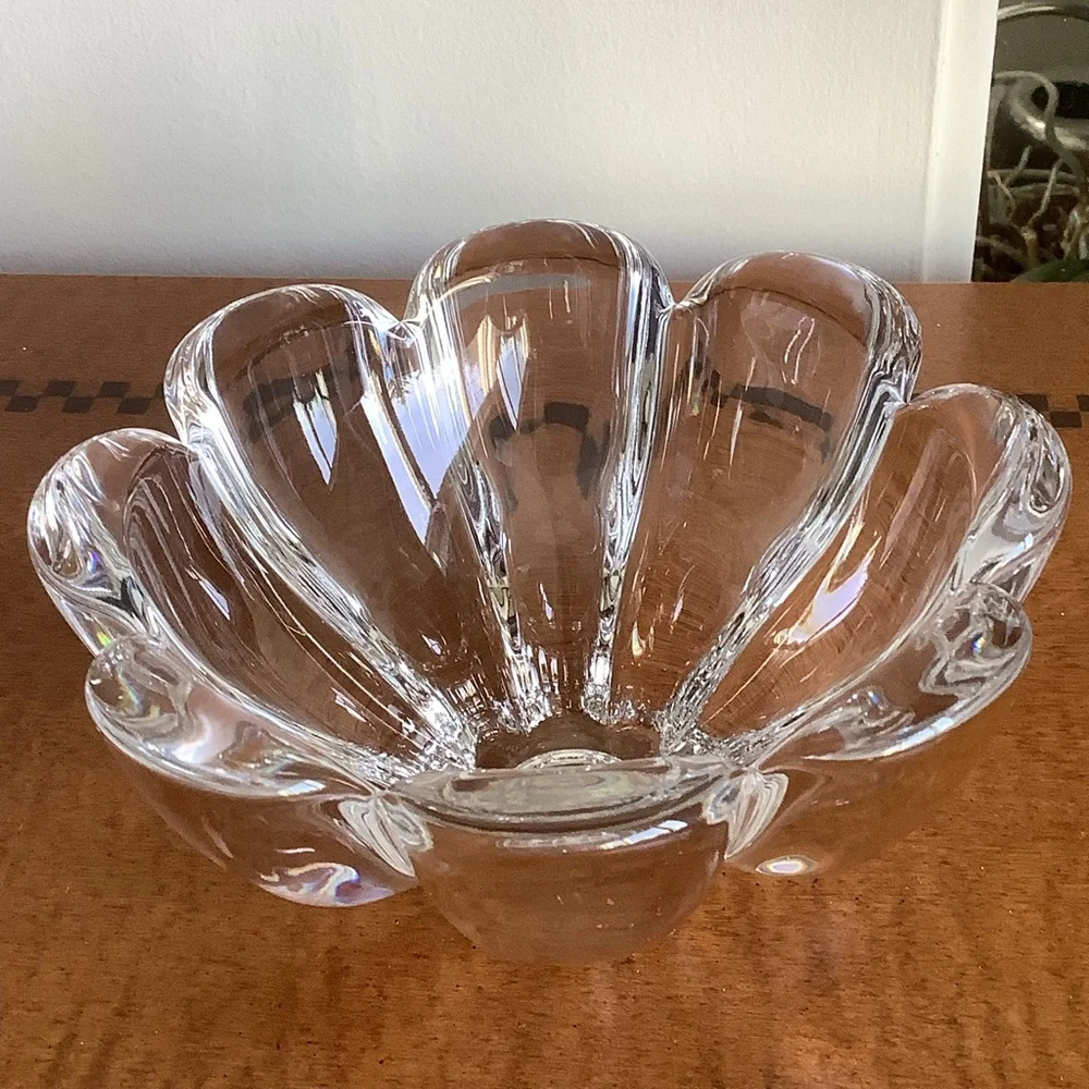 Orrefors Mayflower Crystal Glass Petal Shaped  Bowl